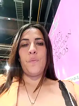 Lena-32 live sex cam