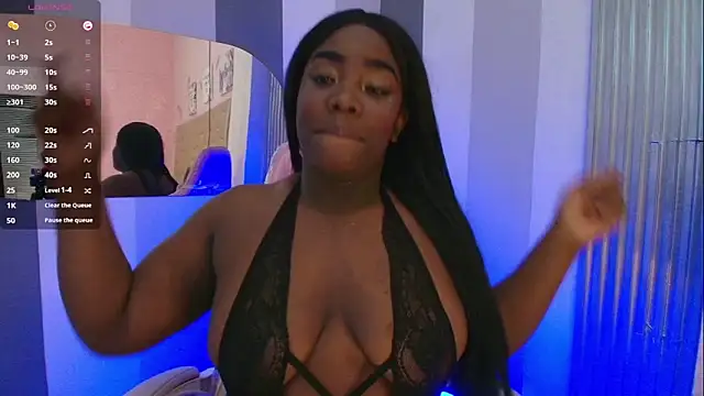 ThanishaGill's cam snapshot