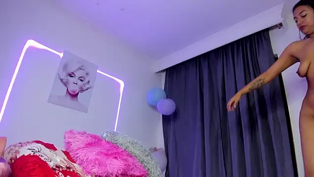 sweet_cinamon's cam snapshot