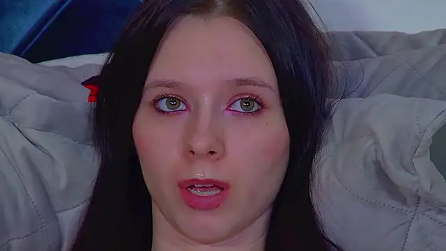 ArinaKubrick's cam snapshot