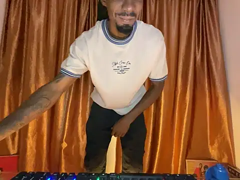 Malkon_Big live sex cam