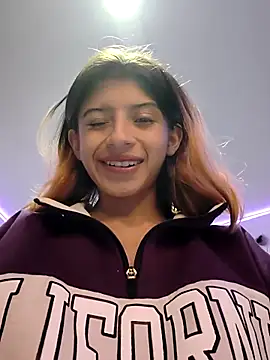 KratosAfroditacs live sex cam