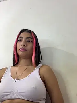 SusiJames_'s cam snapshot