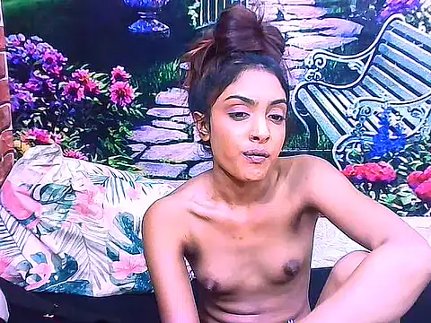 IndianPretty14u2Luv live sex cam