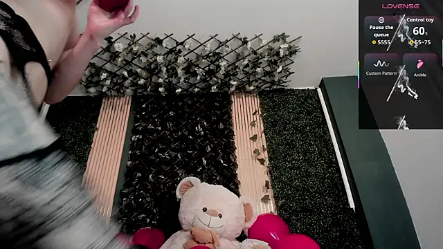 Nyx_Moon's cam snapshot