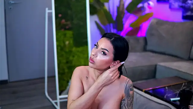 Ivy_Trix live sex cam