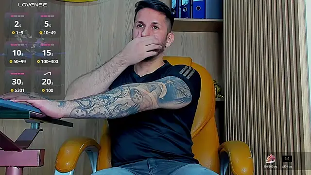 George_Diesell live sex cam