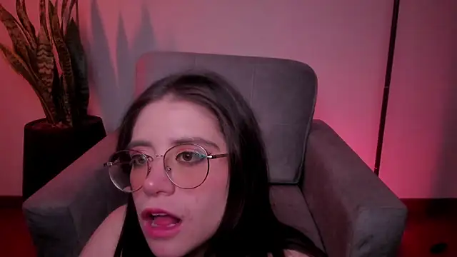 HazelKush's cam snapshot