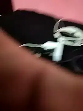 hairyandbigmann live sex cam