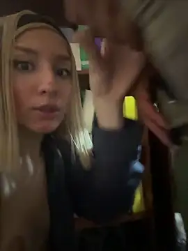 SweetBunnyGF live sex cam