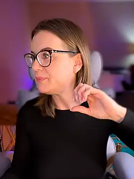 MaiseKnox live sex cam