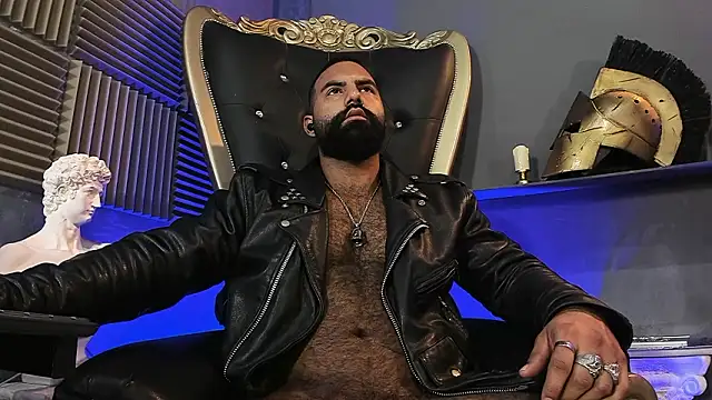 BeardAndrew live sex cam