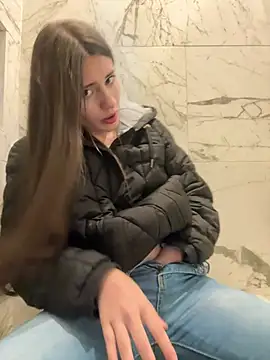 Isabella21_'s cam snapshot