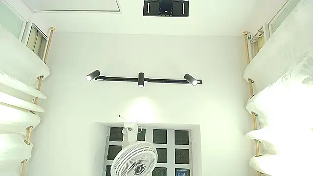 Alahia_Rodriguez live sex cam