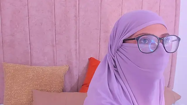 _Mahaara's cam snapshot