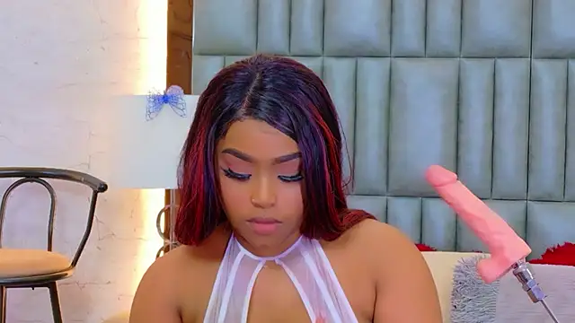 TianahGlow live sex cam