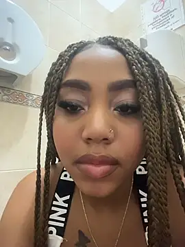 AngelaRoberts live sex cam