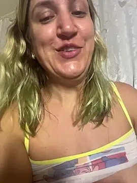 Bia_sexynovaes's cam snapshot