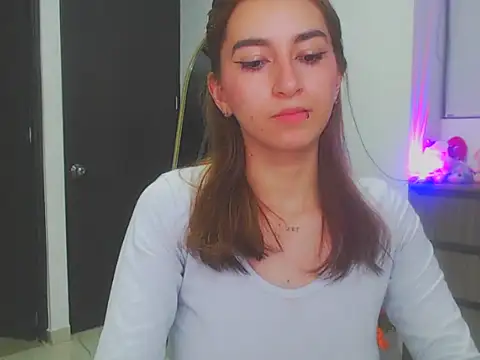 Mis_Cersi's cam snapshot