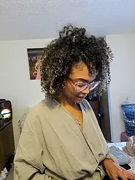 BiiancaEstradaa live sex cam