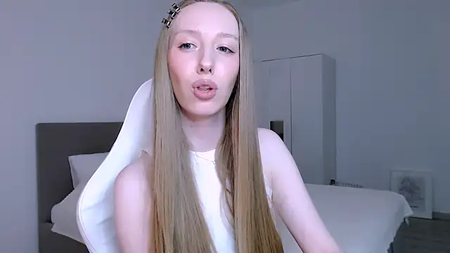 Luna_insniity's cam snapshot