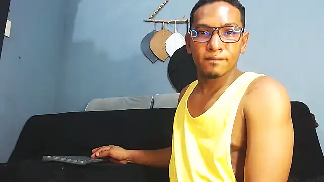 Grandeygruesa1 live sex cam