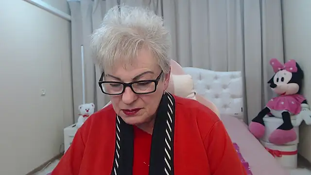 KayleSmoll live sex cam