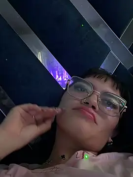 TrianaMor's cam snapshot