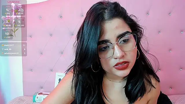 mila_quin's cam snapshot