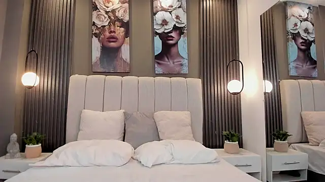 GiannaColling1's cam snapshot