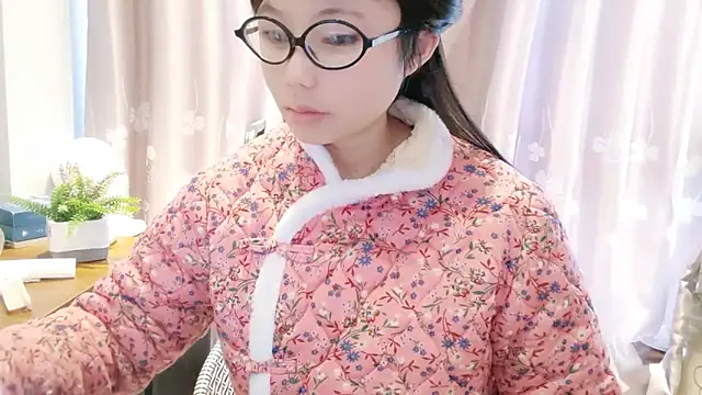 arena1357's cam snapshot