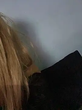 Karenhot11's cam snapshot