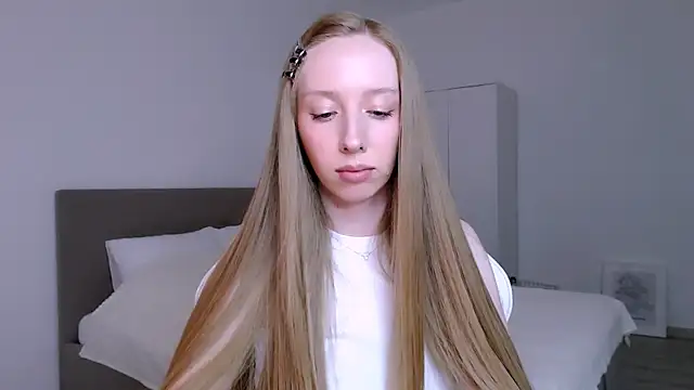 Luna_insniity's cam snapshot