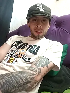 Addicted_toyour_vagina's cam snapshot