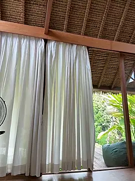 Milly_Meyson live sex cam