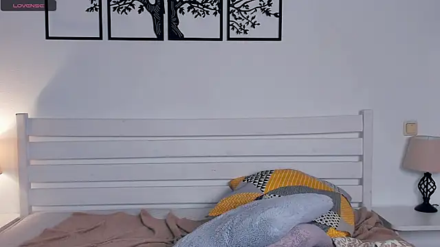 MalvinaTrafford live sex cam