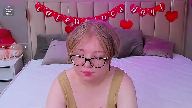 Lauraaa_Smith live sex cam