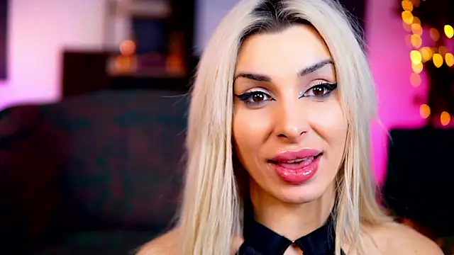 G0ldenGrace live sex cam