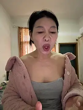 xiiuuff18 live sex cam