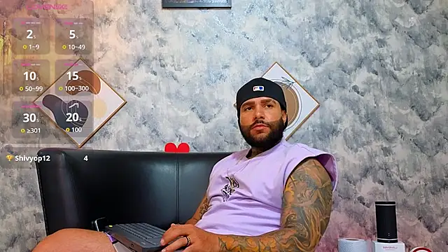 Apolo_rousse1 live sex cam