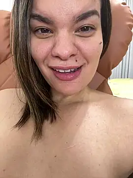 Zyrella live sex cam