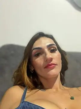 Samantha_bigboobs live sex cam