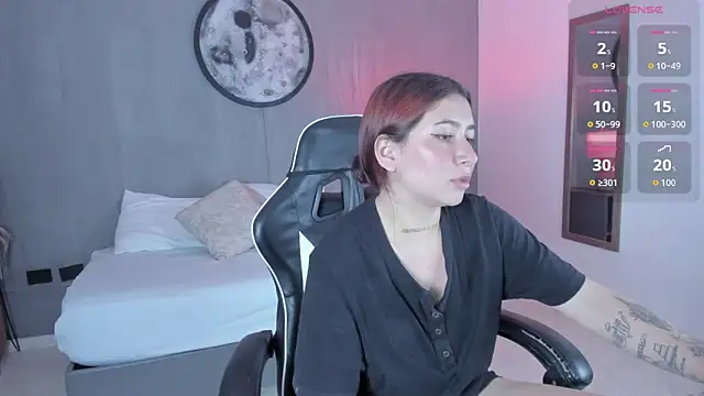 charlottee27_'s cam snapshot