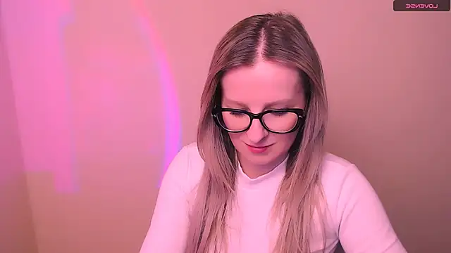 AnnePeach's cam snapshot