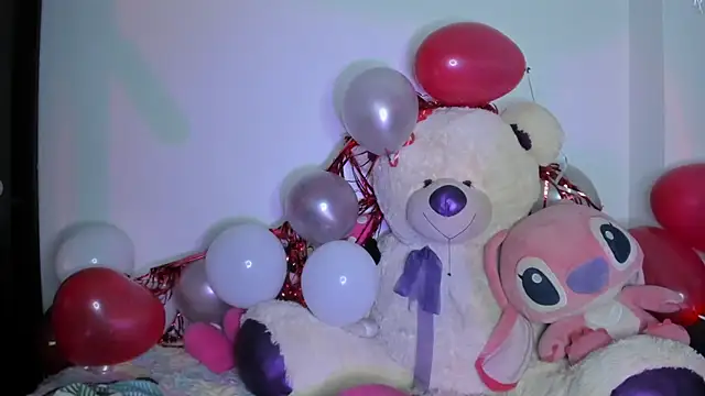 Kylievoos's cam snapshot