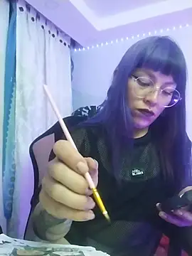 missfungi8's cam snapshot