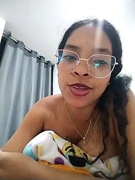 KATALINA_SANTANA_'s cam snapshot