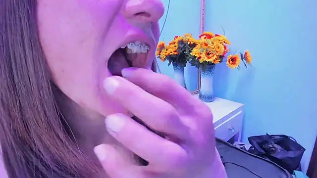 Kylie_Bloom's cam snapshot