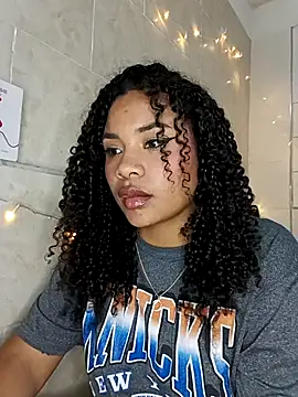 BrianaSweetxxx's cam snapshot