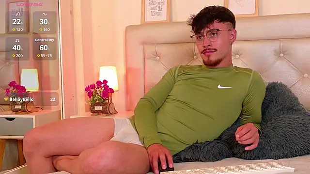 Aiden_Gray's cam snapshot